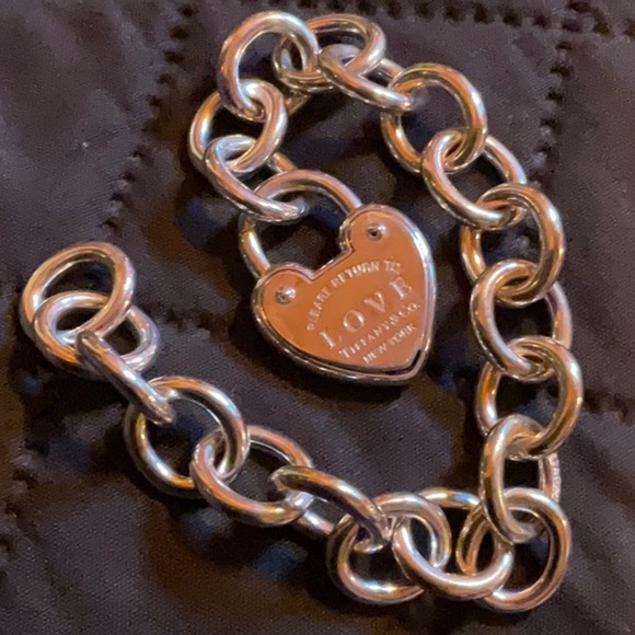 Return To Love Tiffany Bracelet - Picture 6 of 7